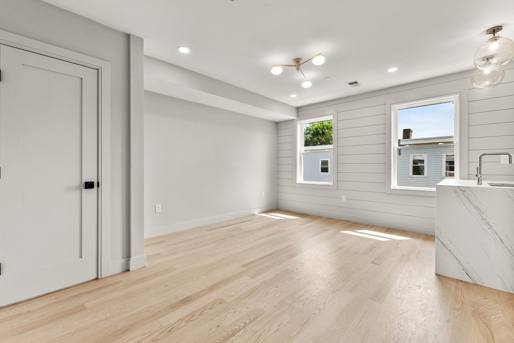 88 Maverick Street 3