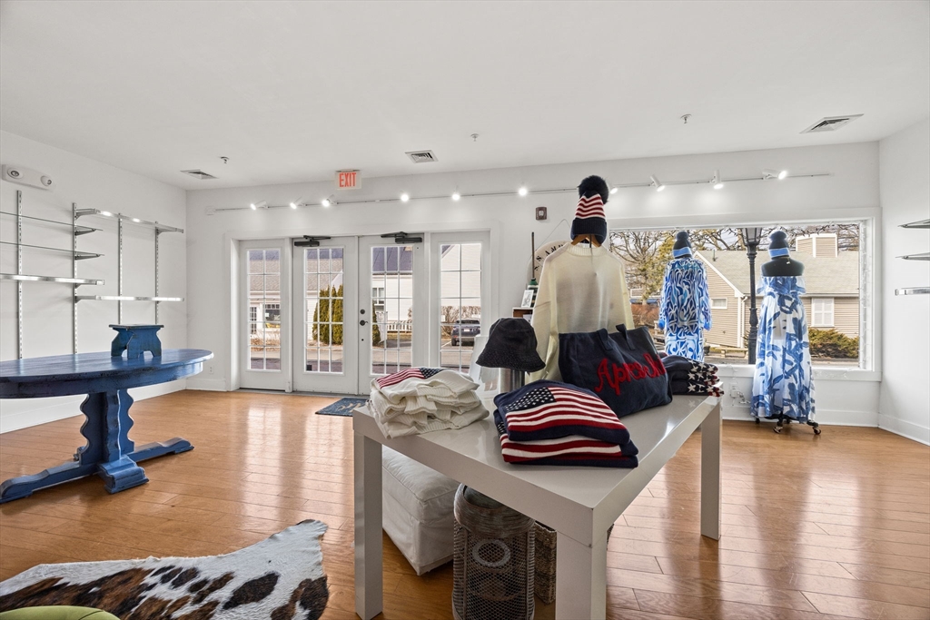 Chatham, Massachusetts 02633, United States, ,Commercial,Pending,86918