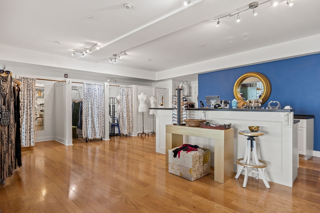 Chatham, Massachusetts 02633, United States, ,Commercial,Pending,86918