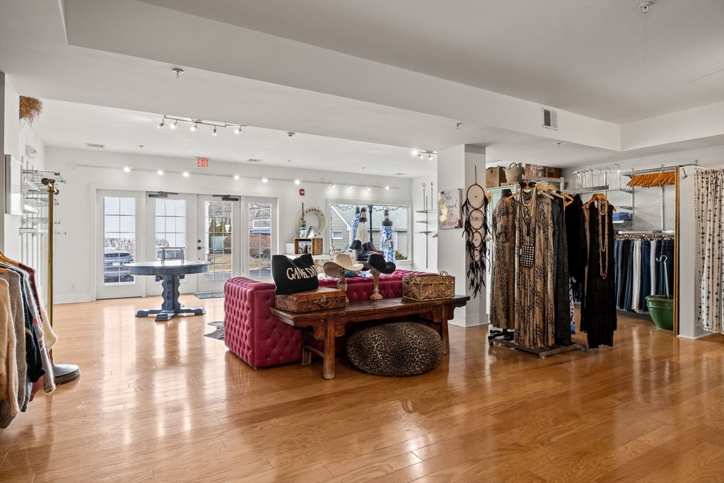 Chatham, Massachusetts 02633, United States, ,Commercial,Pending,86918