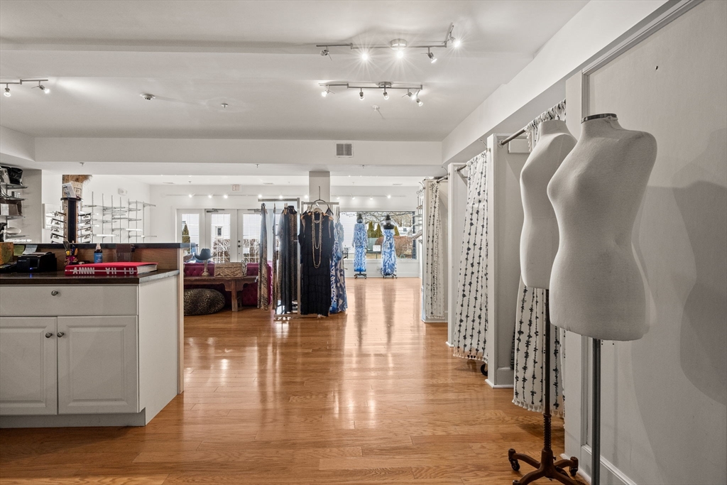 Chatham, Massachusetts 02633, United States, ,Commercial,Pending,86918