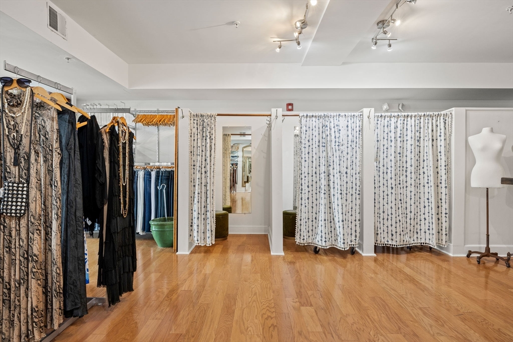 Chatham, Massachusetts 02633, United States, ,Commercial,Pending,86918