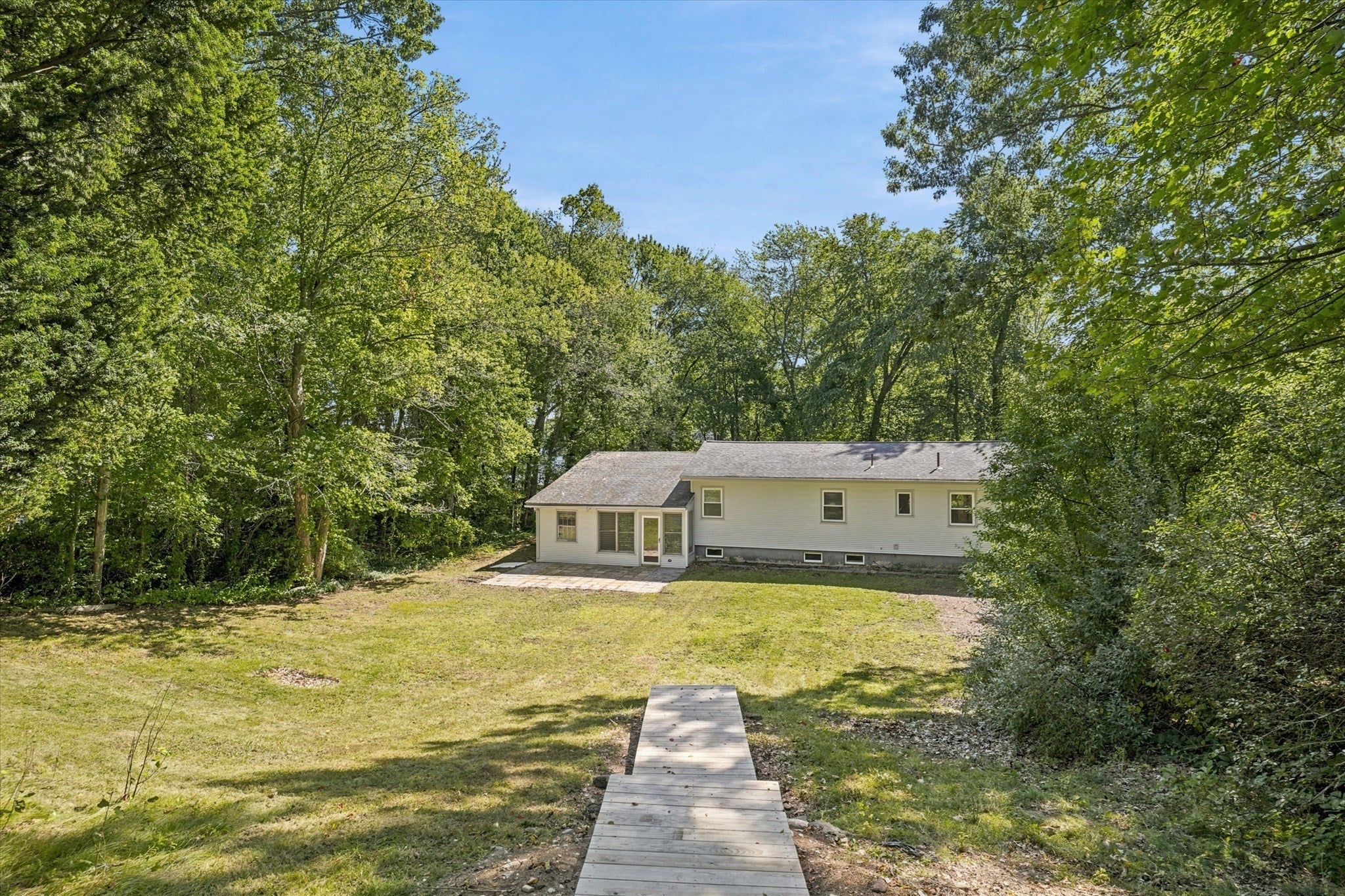 1881 Great Pond Road, North Andover, MA, 1881 Great Pond Road, North Andover, MA Photo #39