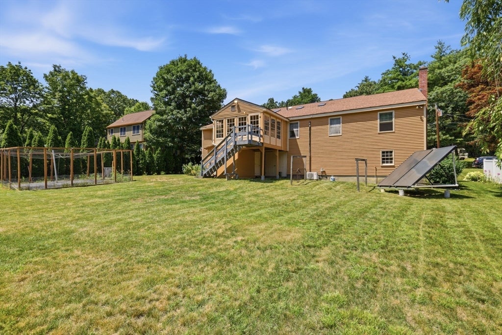 47 Collins Rd