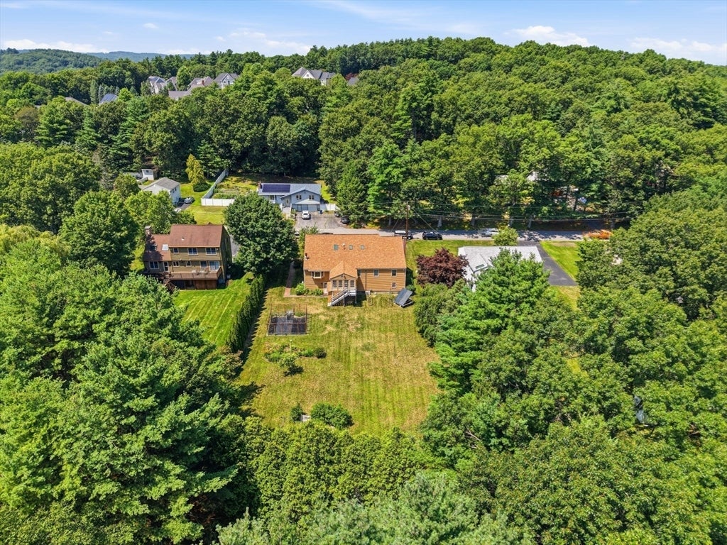 47 Collins Rd