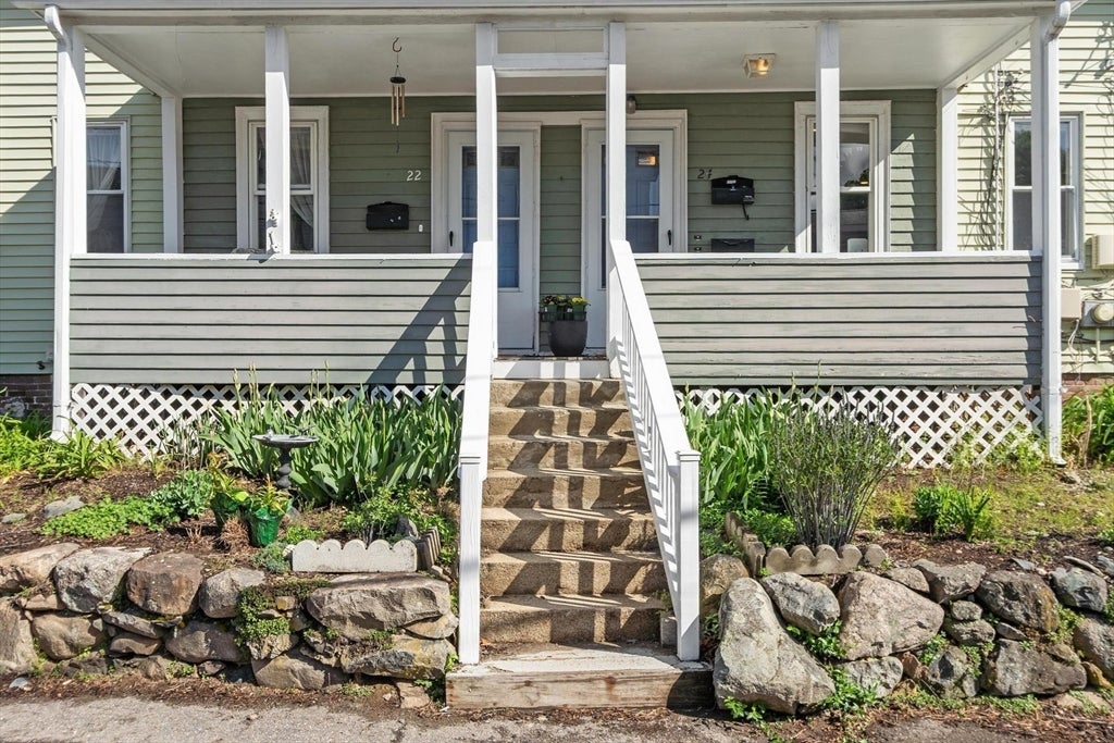 24 Chestnut St 2