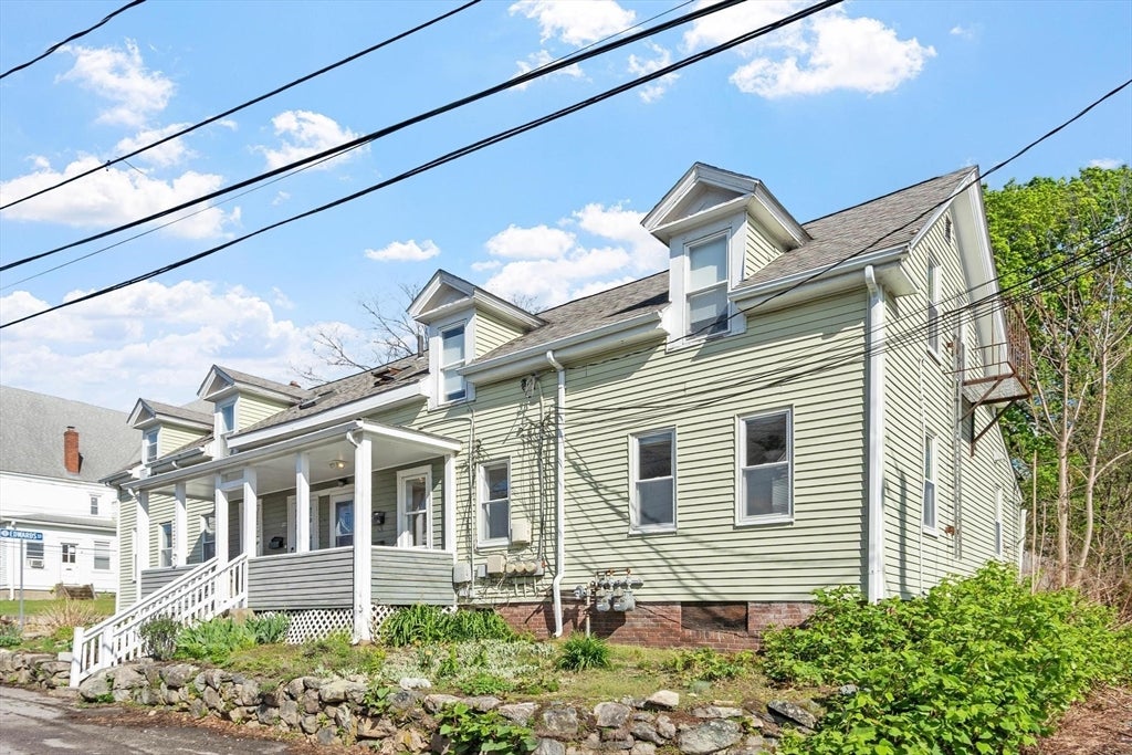 24 Chestnut St 2