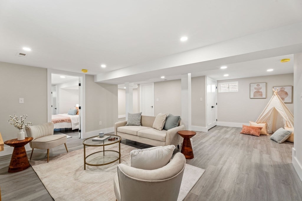 31-33 Pondview Road #31, Arlington, MA, 31-33 Pondview Road #31, Arlington, MA Photo #29
