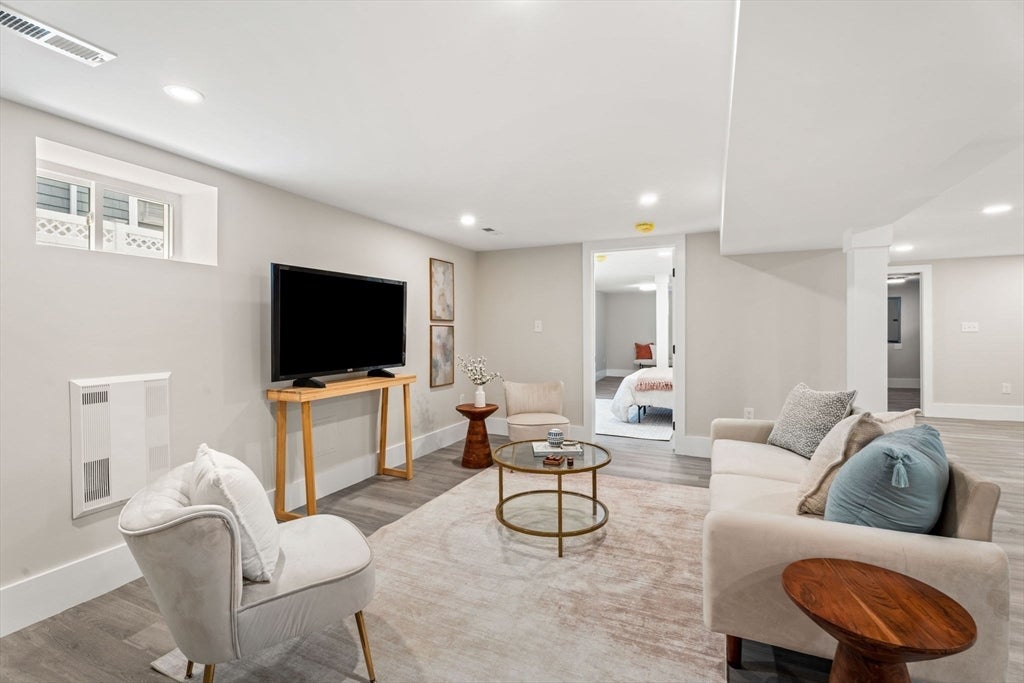 31-33 Pondview Road #31, Arlington, MA, 31-33 Pondview Road #31, Arlington, MA Photo #28