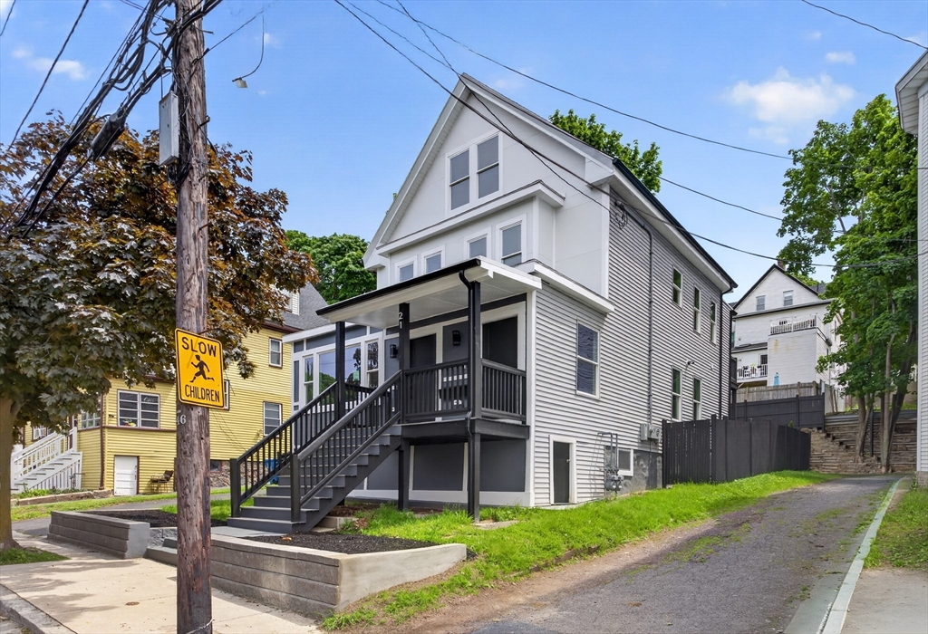 21 Hutchinson Street B
