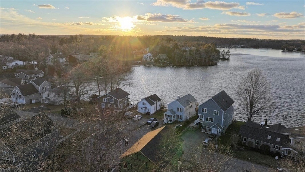 38 Colonial Rd.