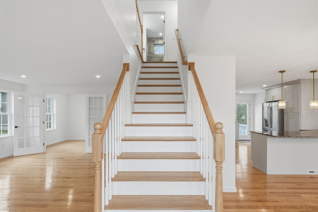 38 Colonial RD, Webster, MA Photo #18