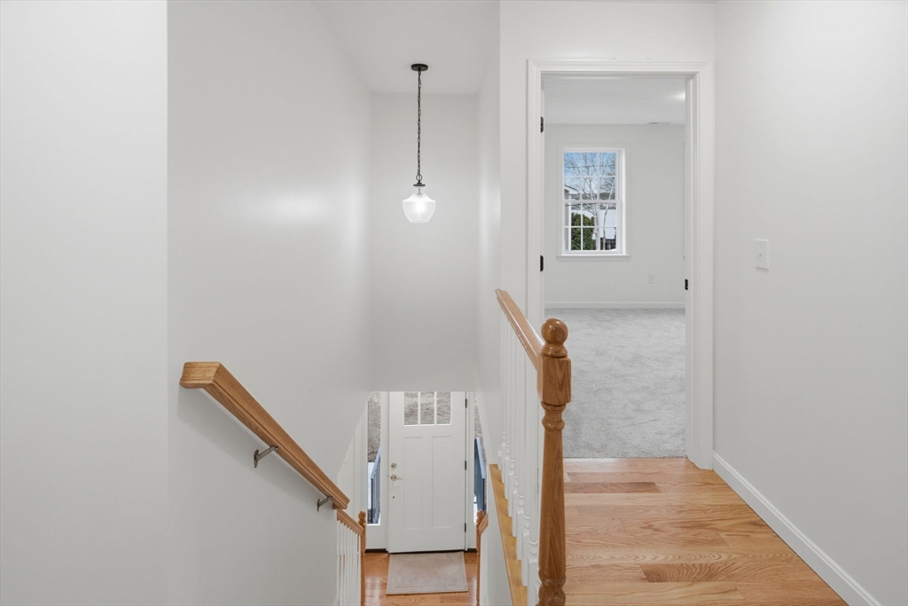 38 Colonial RD, Webster, MA Photo #19