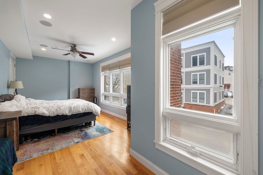 350 West 2nd St #1, Boston, MA, 350 West 2nd St #1, Boston, MA Photo #2