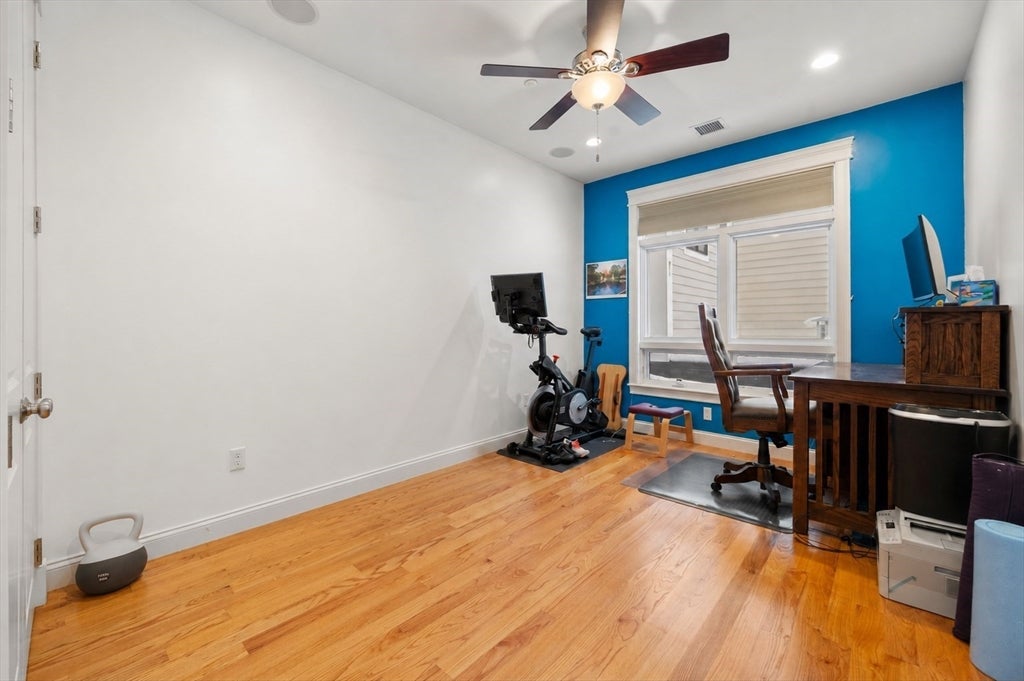 350 West 2nd St #1, Boston, MA, 350 West 2nd St #1, Boston, MA Photo #12