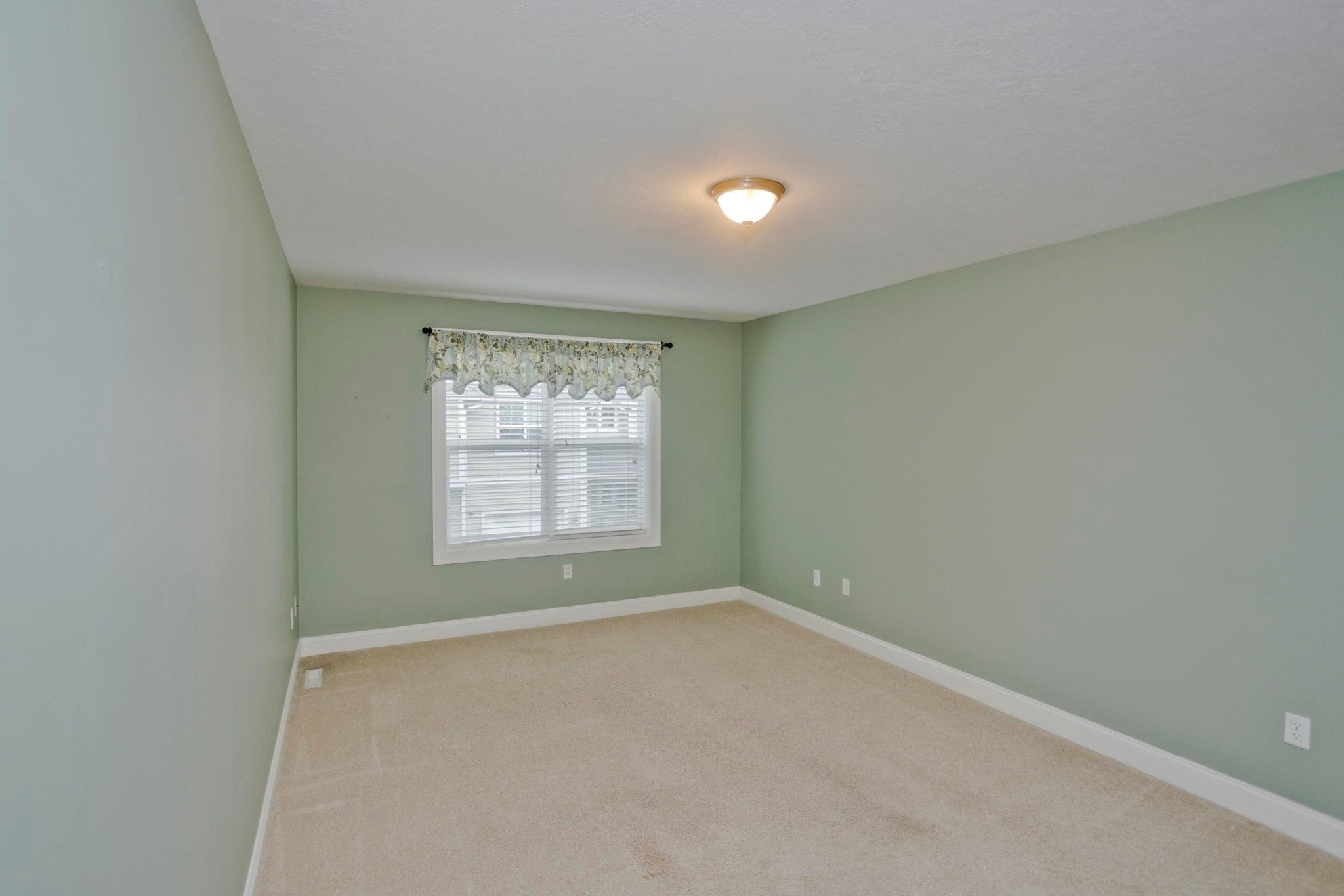 330 Haydenvielle Rd #D, Northampton, MA, 330 Haydenvielle Rd #D, Northampton, MA Photo #28