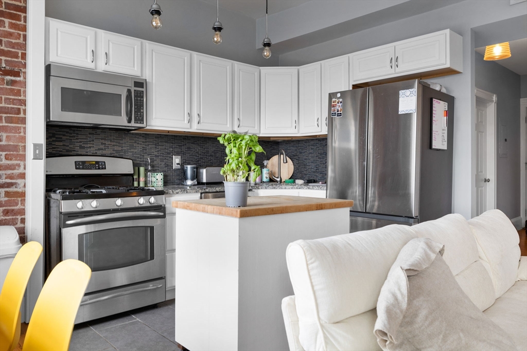 705 Massachusetts Ave., U: 8
