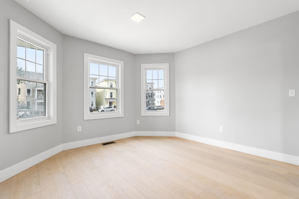 679-683 Columbia Rd 1