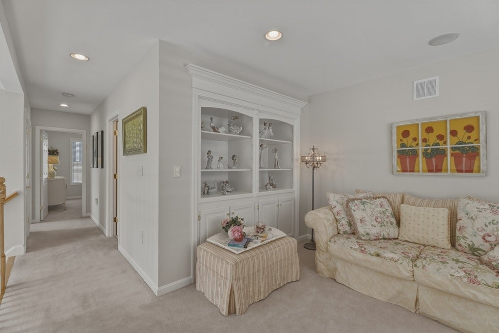 6 Wyndbrook Ln #6, Tyngsborough, MA Photo #27