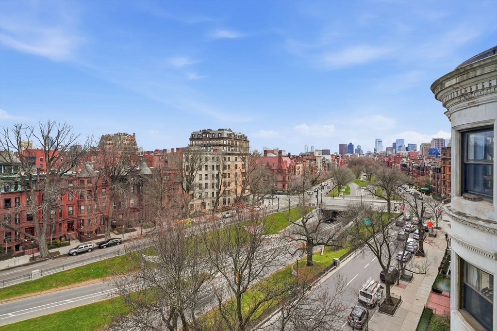 386 Commonwealth Ave 61