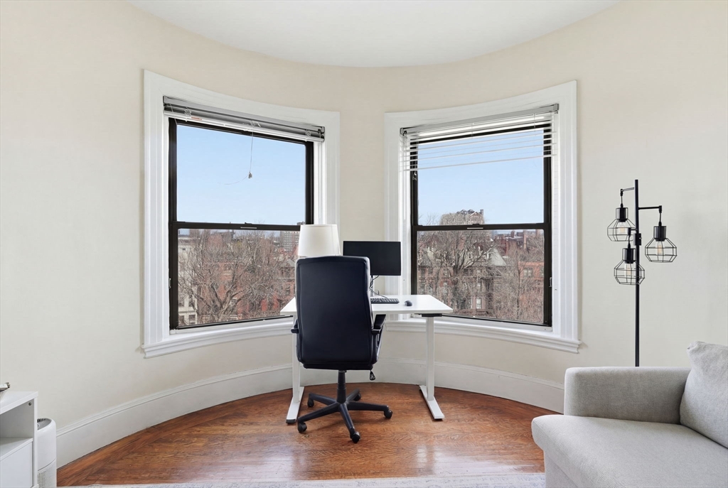 386 Commonwealth Ave 61