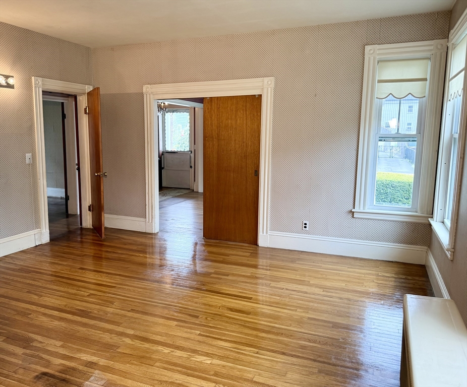 41 Winthrop St