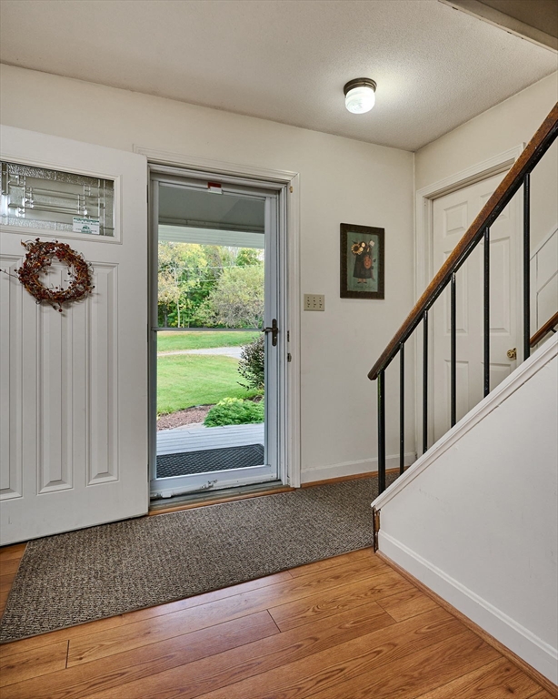 10 Phillips Dr