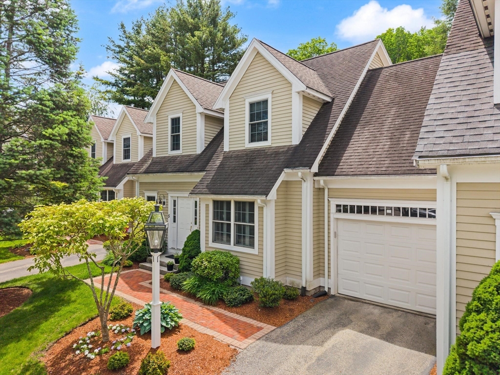 725 Boston Post Rd 5