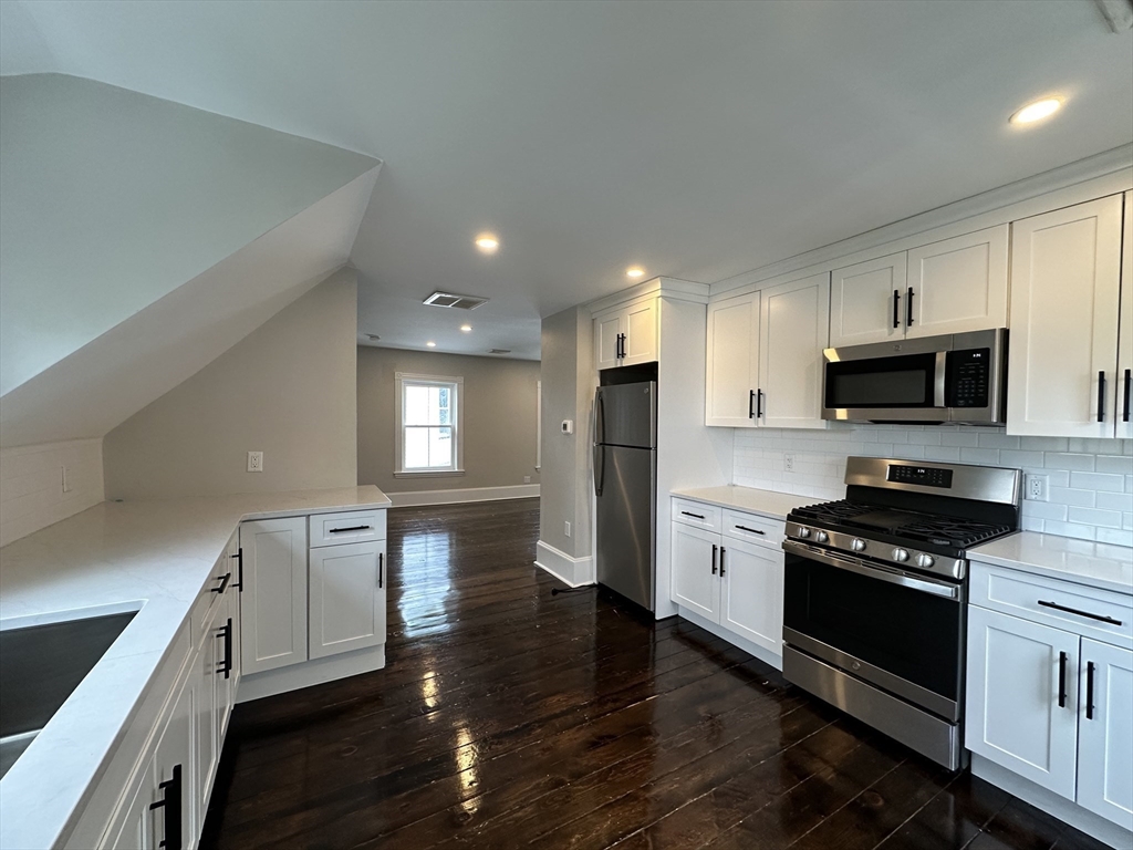 10 Highland Ave 2