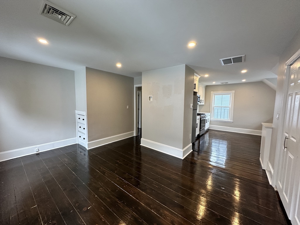 10 Highland Ave 2