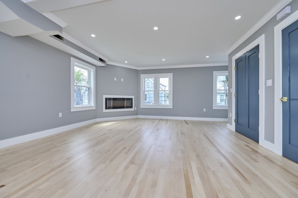 97 Oakton Ave 2