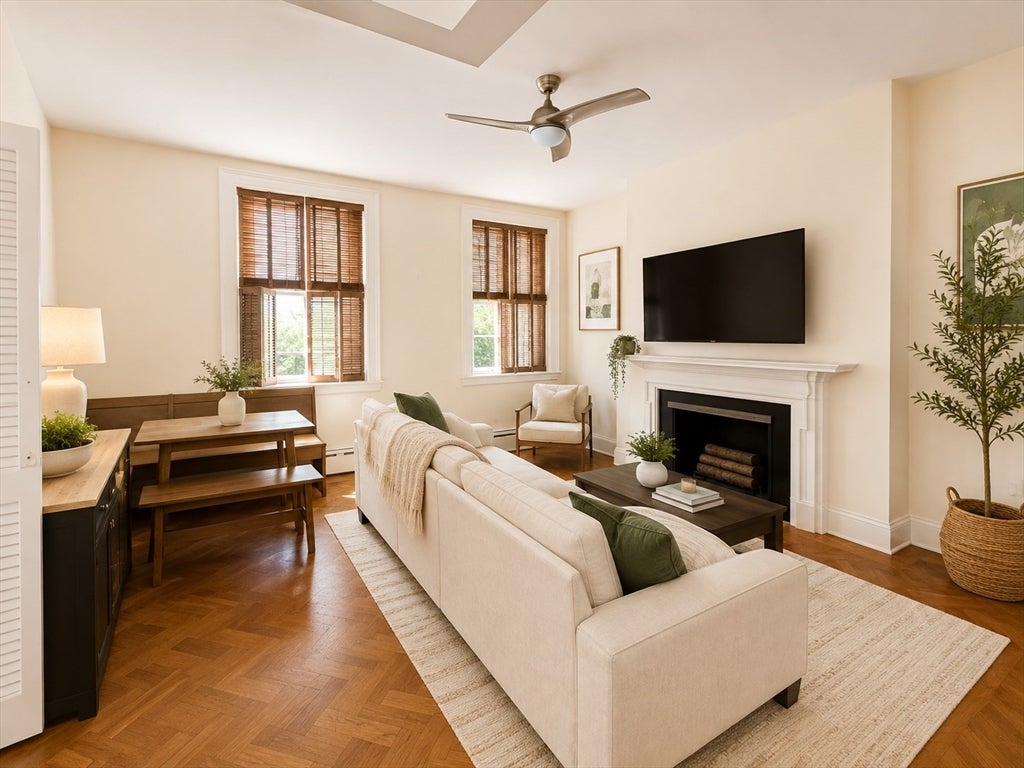 1712 Beacon Street #2, Brookline, MA Photo #2