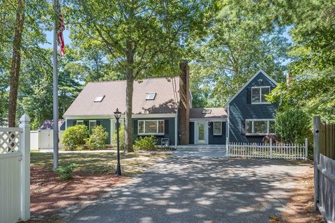 Photo of 44 Avalon Cir, Barnstable, MA 02655 (MLS # 73426394)