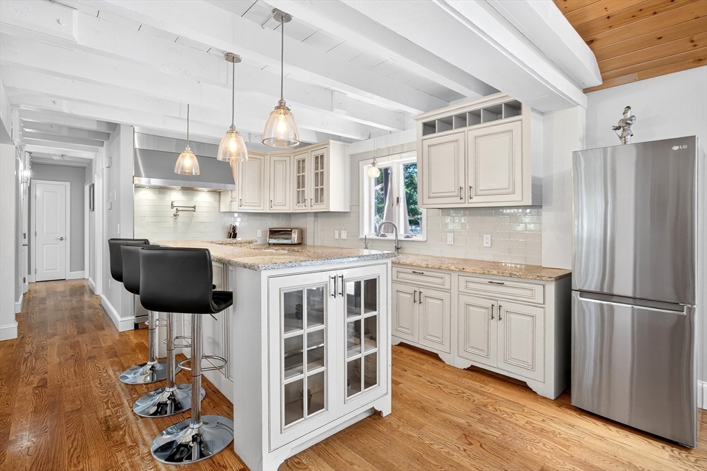 Barnstable, Massachusetts 02655, United States, 3 Bedrooms Bedrooms, ,2 BathroomsBathrooms,Residential,Active,203429