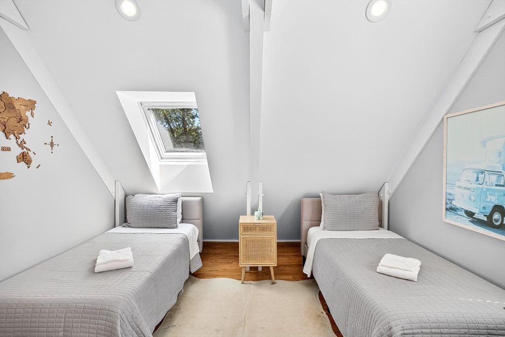 Barnstable, Massachusetts 02655, United States, 3 Bedrooms Bedrooms, ,2 BathroomsBathrooms,Residential,Active,203429