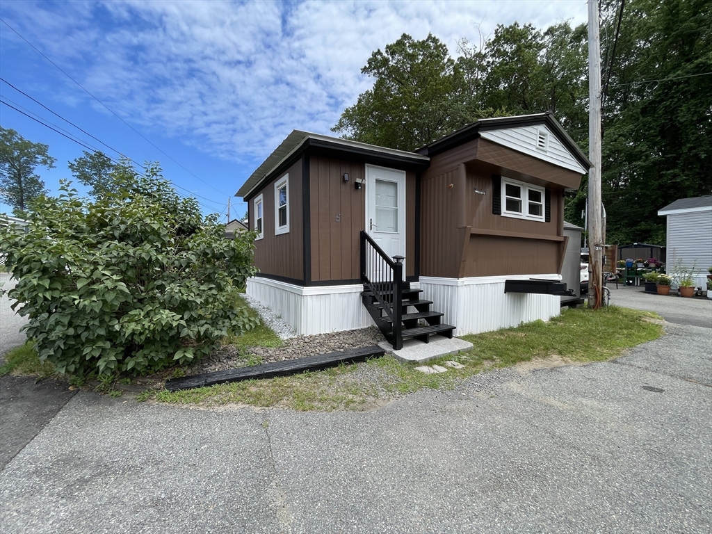 11 Groton School Road 5