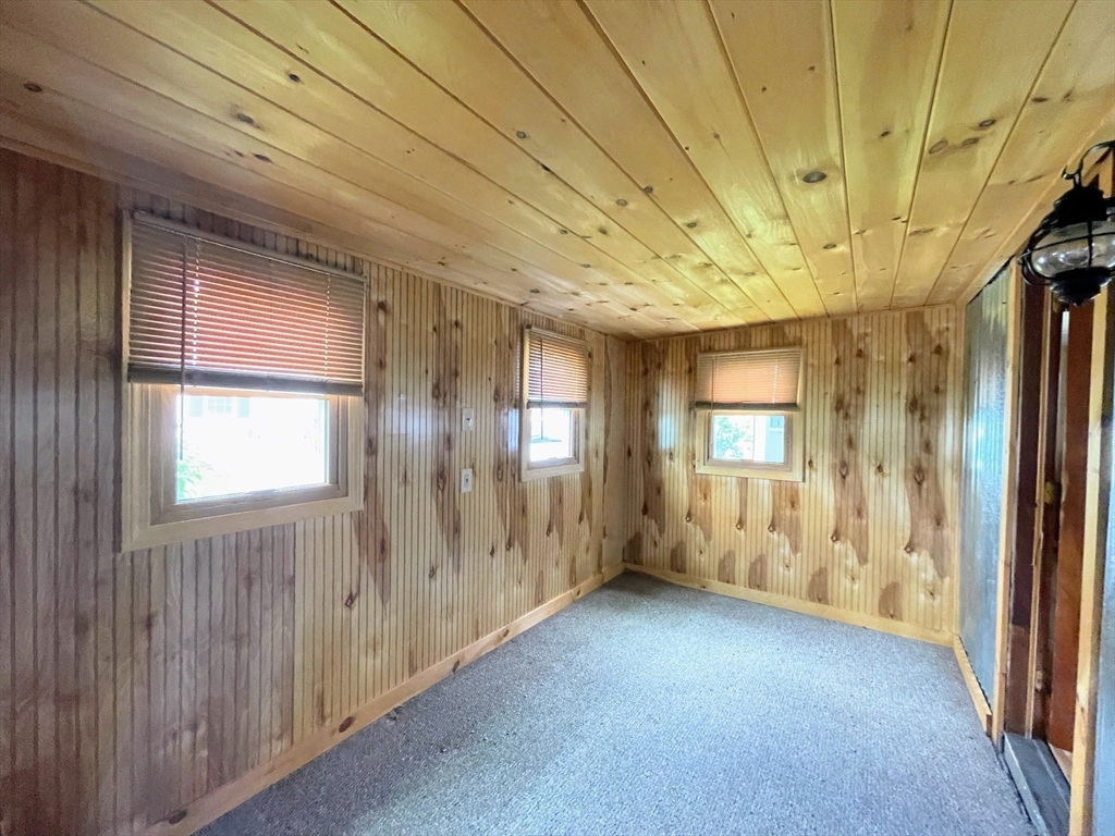 11 Groton School Road 5