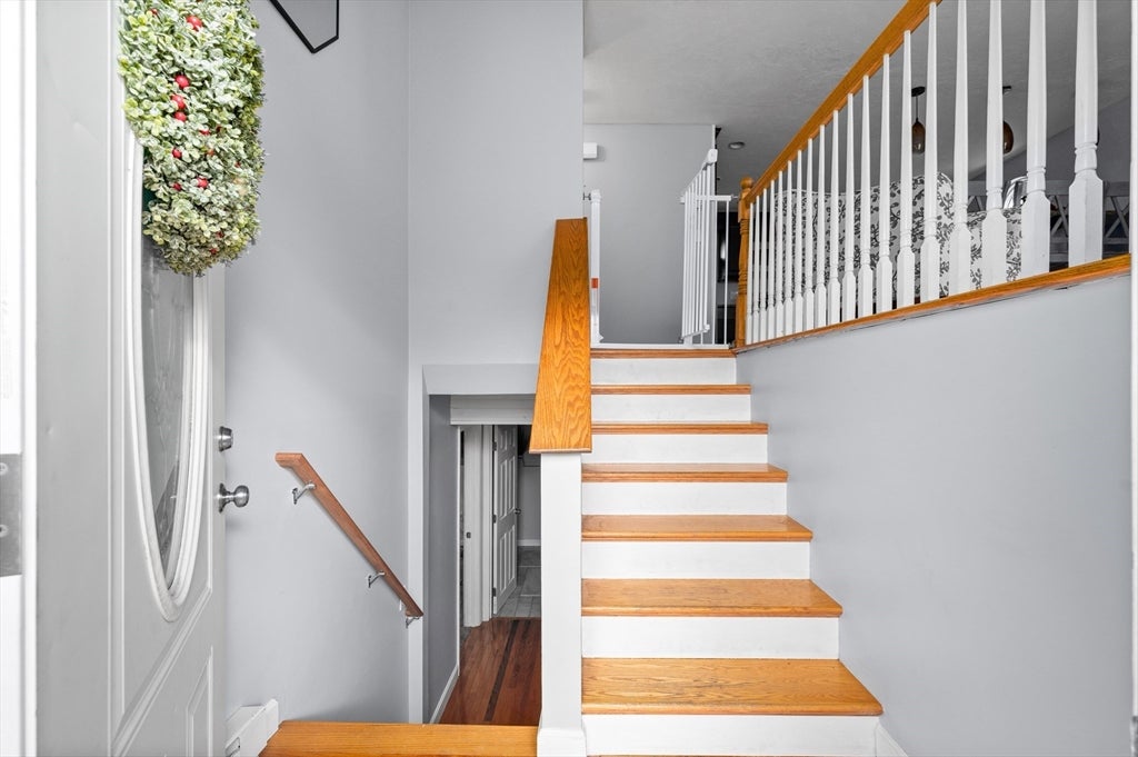 14 Malvern Ave, Tyngsborough, MA, 14 Malvern Ave, Tyngsborough, MA Photo #6