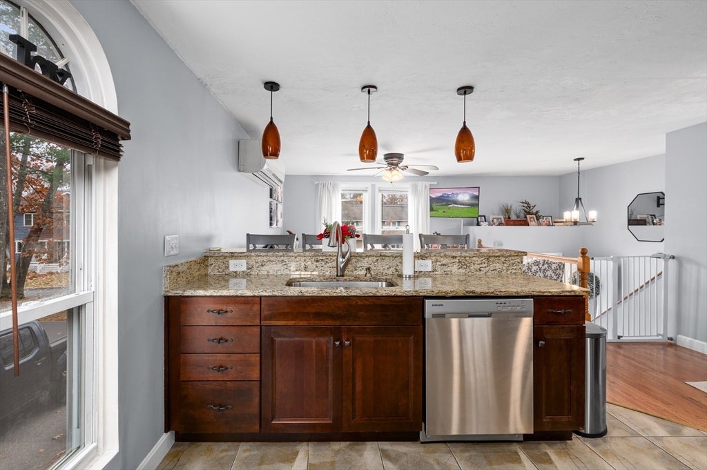 14 Malvern Ave, Tyngsborough, MA, 14 Malvern Ave, Tyngsborough, MA Photo #9