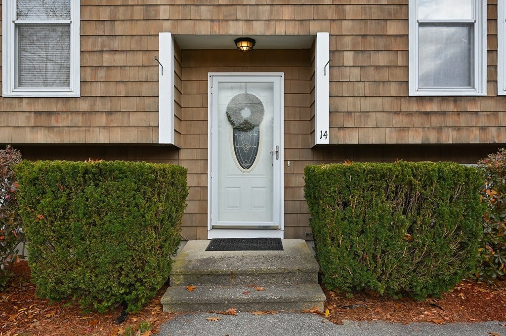 14 Malvern Ave, Tyngsborough, MA, 14 Malvern Ave, Tyngsborough, MA Photo #5