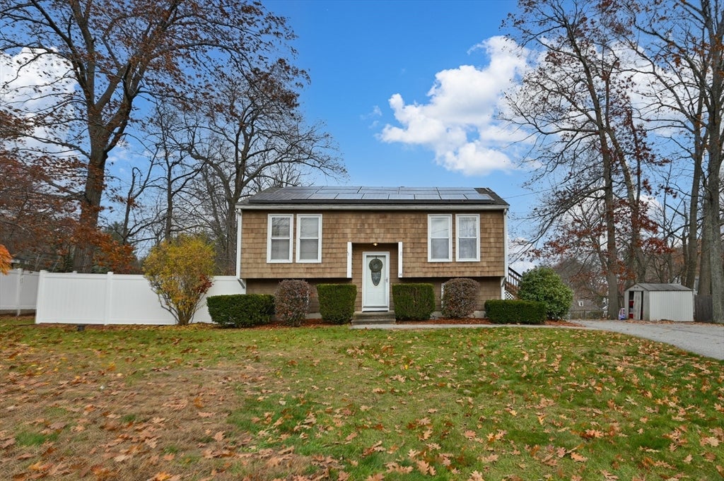 14 Malvern Ave, Tyngsborough, MA, 14 Malvern Ave, Tyngsborough, MA Photo #2