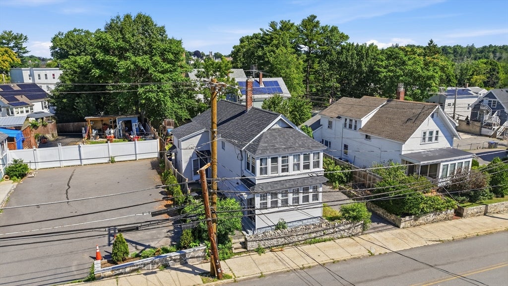 11 Oakland Ave
