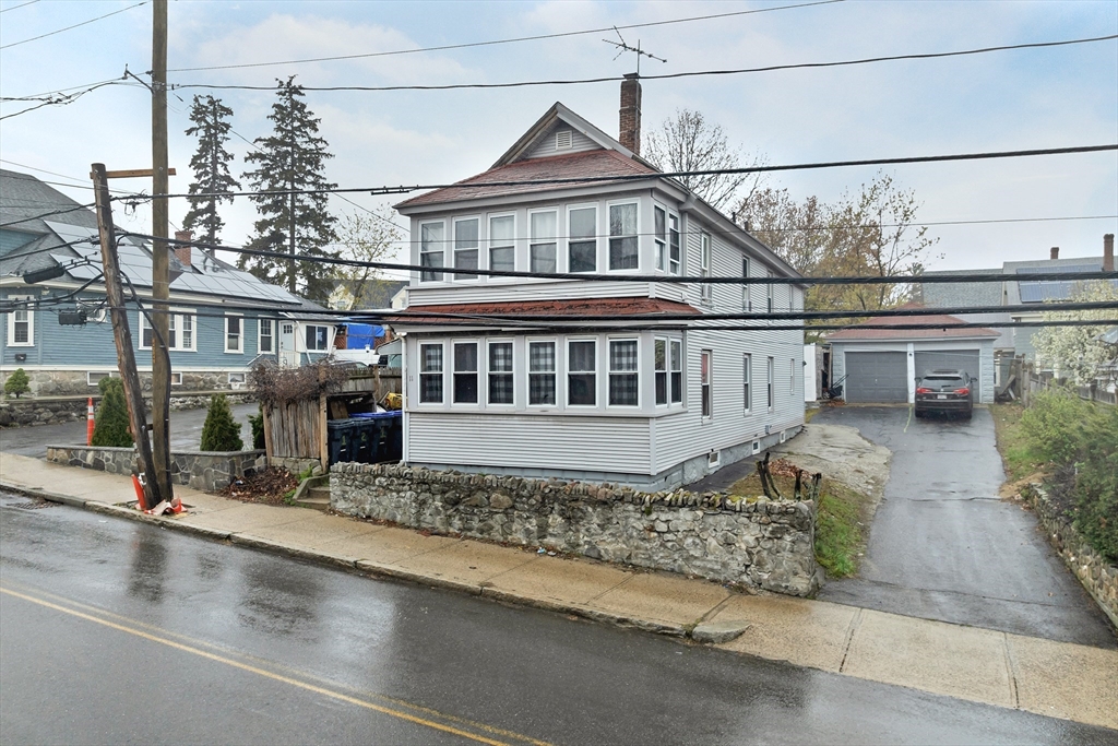 11 Oakland Ave