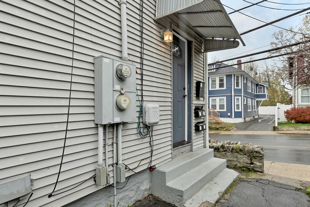 11 Oakland Ave