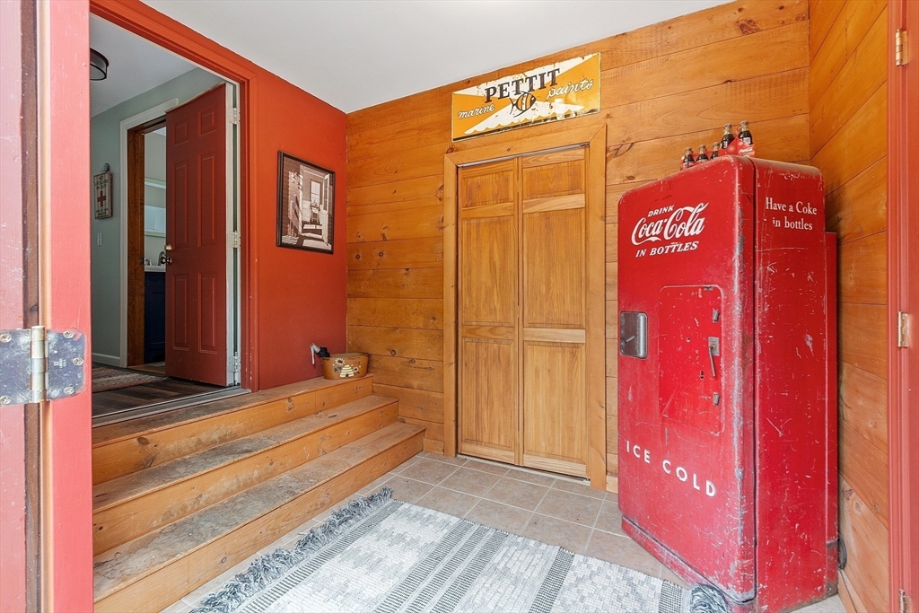 89 Peach St