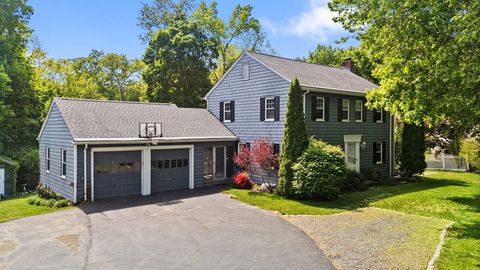 110 North Ave Weston MA 02493