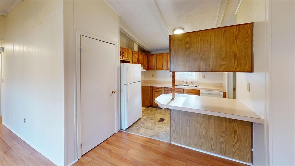 276 Lunenburg Street 66