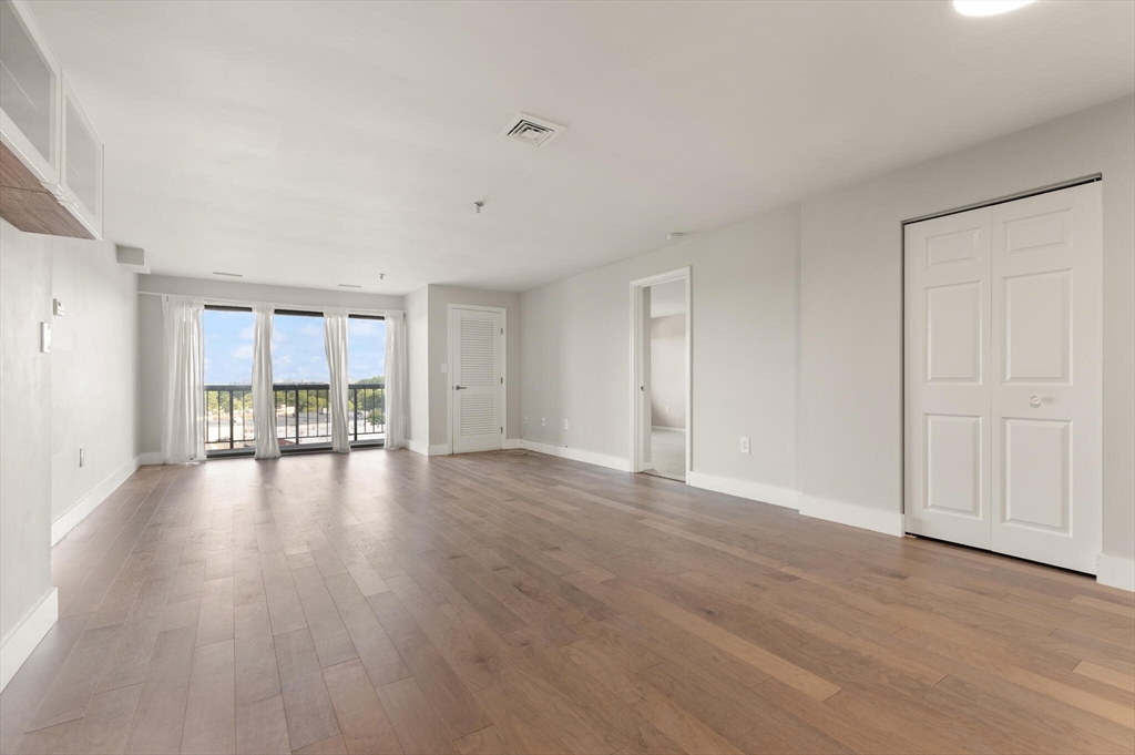 3920 Mystic Valley Pkwy 704