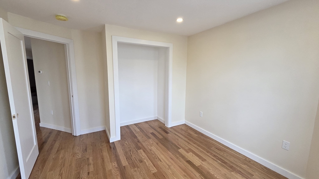 125 Central Ave 3