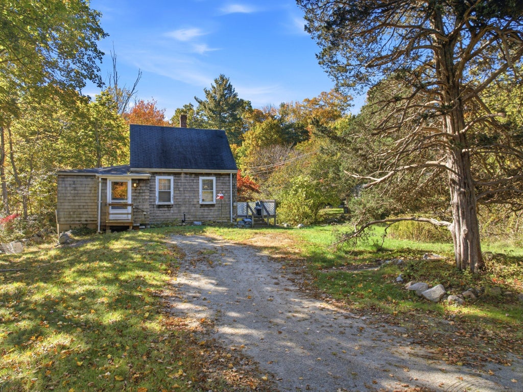 Photo of 260 Main St, Norwell, MA 02061 (MLS # 73594803)